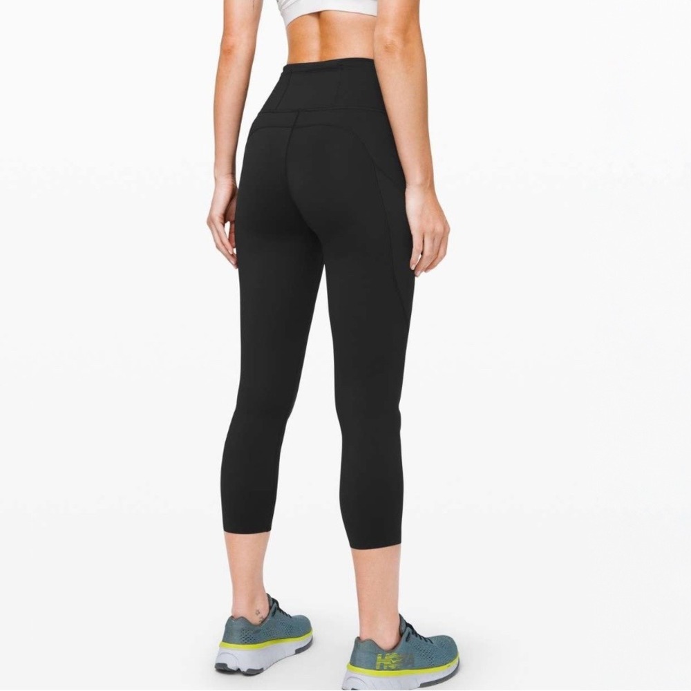 Lululemon Fast and Free High-Rise Crop Leggings Womens 10 Black Pocket Athletic